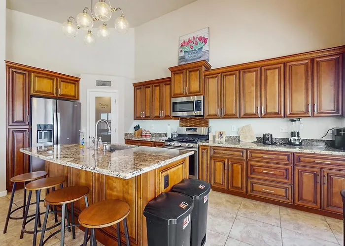 Private Villas in Litchfield Park