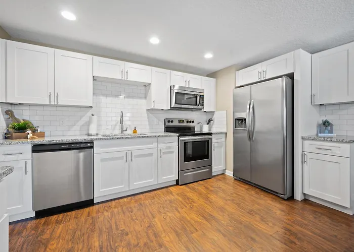 Private Villas in Jacksonville