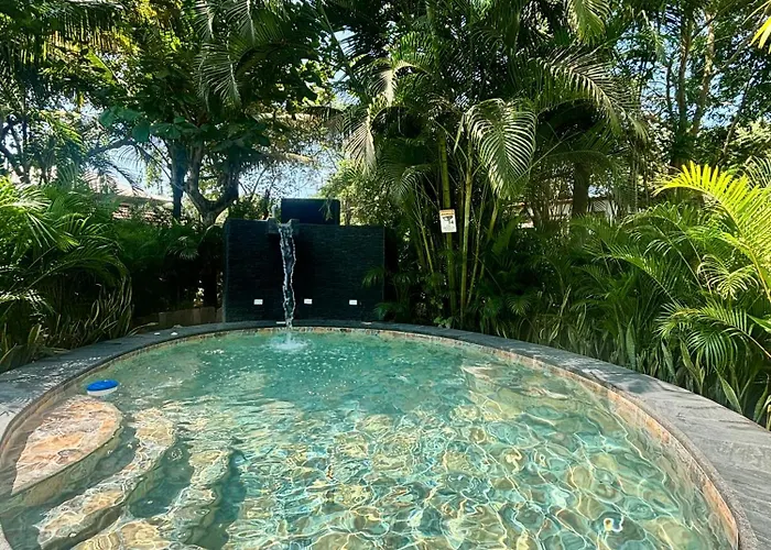 Private Villas in San Mateo