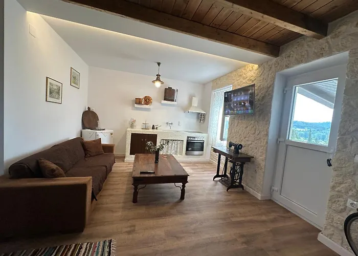 Private Villas in Sidari (Corfu)