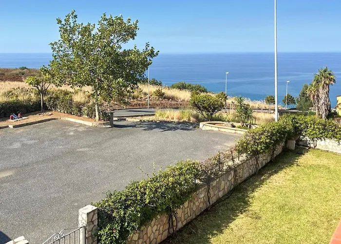 Ville private a Bonifati