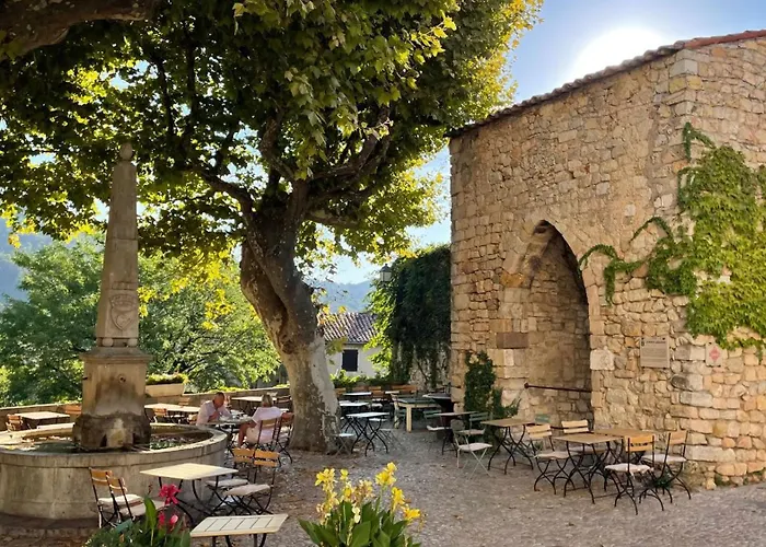 Private Villas in Seillans