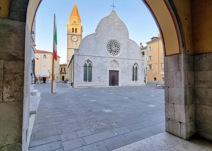 Private Villas in Muggia
