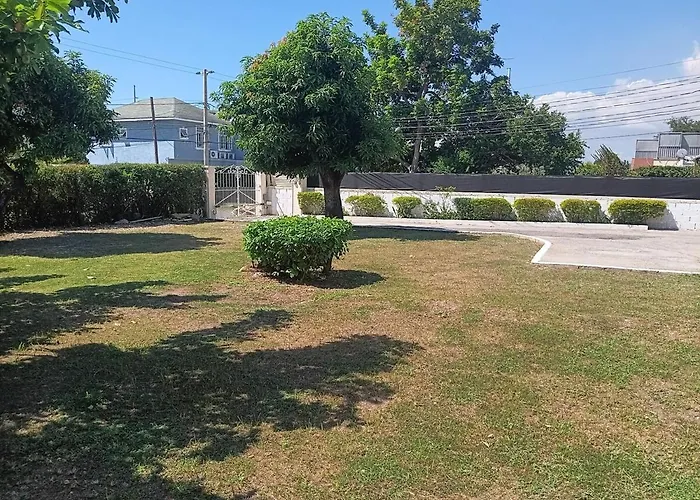 Private Villas in Kingston