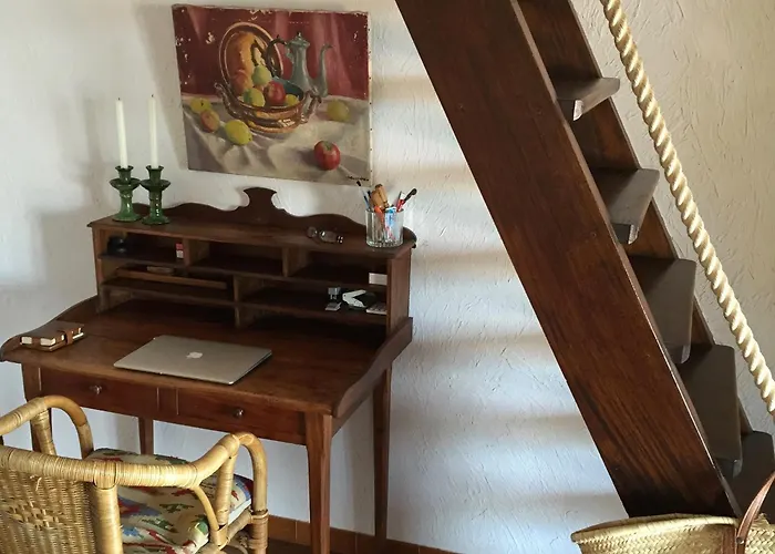 Private Villas in Saint-Jeannet (Alpes-Maritimes)
