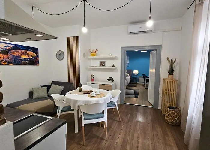 Private Villas in Barat (Porec)