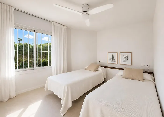 Private Villas in Caleta De Velez