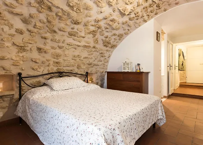 Private Villas in Narni
