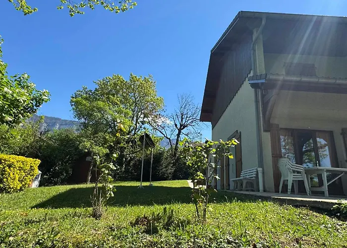 Private Villas in Aix-les-Bains