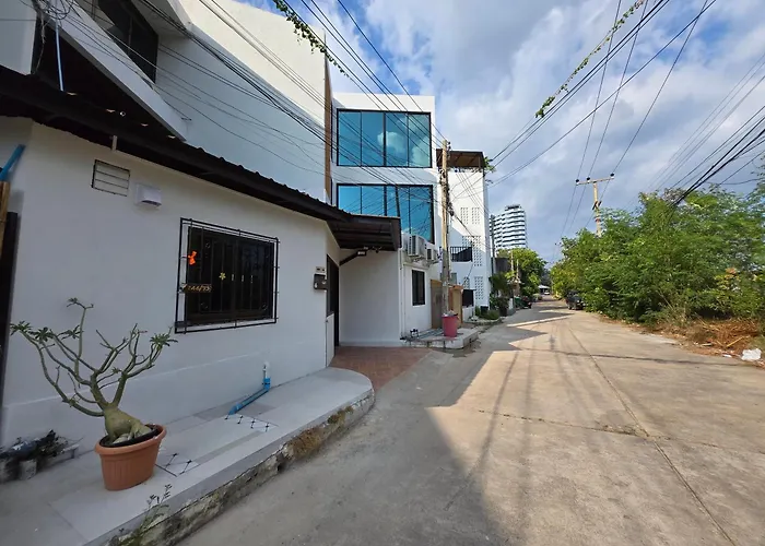 Private Villas in Jomtien Beach