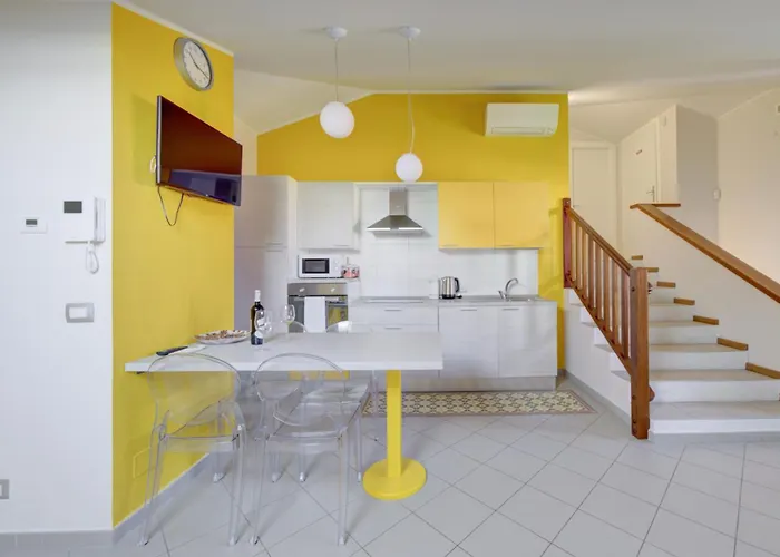Private Villas in Alba (Piedmont)