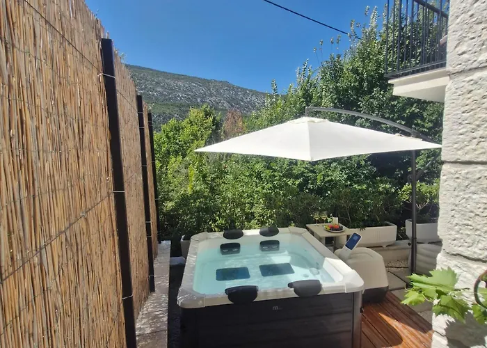 Private Villen in Omiš