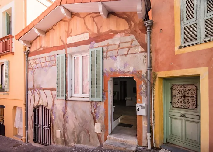 Private Villas in Villefranche-sur-Mer