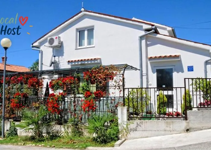 Private Villas in Buje
