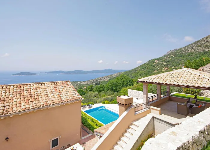 Private Villas in Trsteno