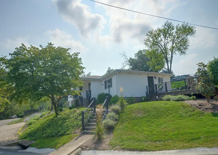 Private Villas in New Martinsville