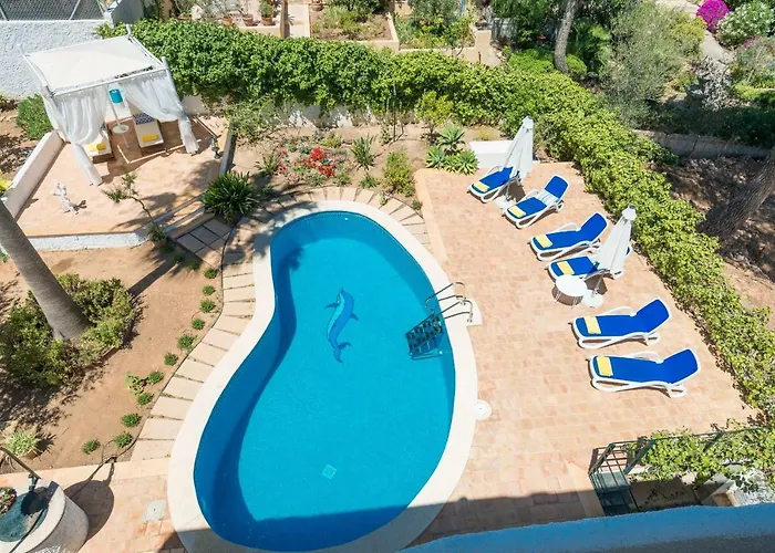 Private Villas in Santa Ponsa