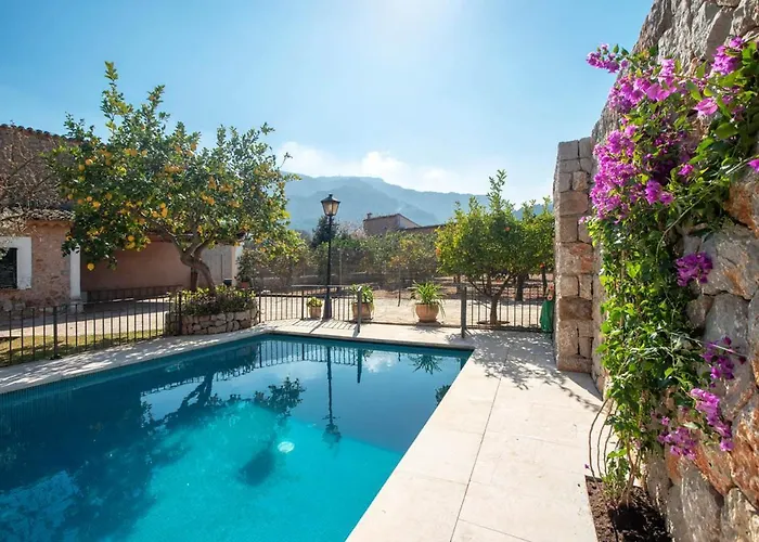 Private Villas in Soller